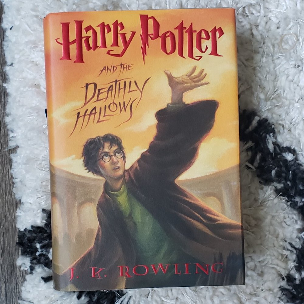 Harry Potter and the deathly hallows